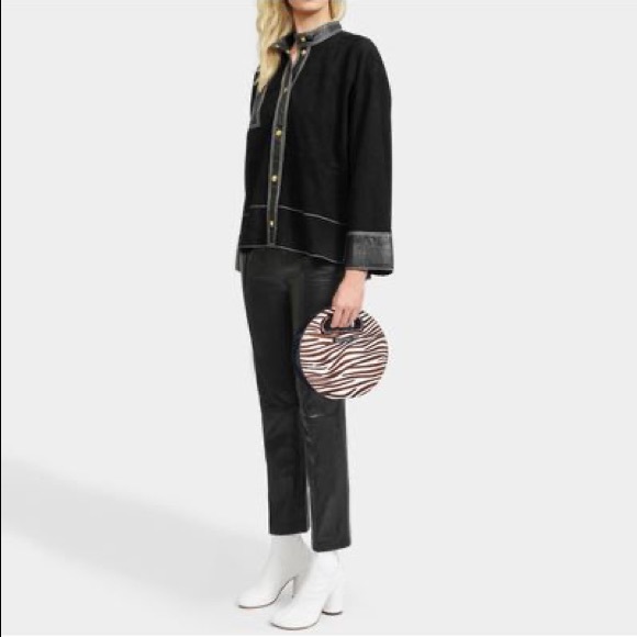 Indy Zebra-print Calf Hair Shoulder Bag In Ivory - Picture 6 of 8